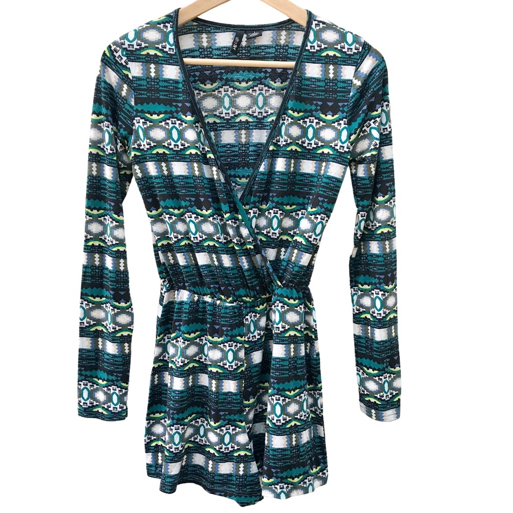 Ultra Flirt Long Sleeve Romper  Size Small